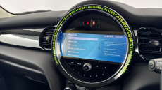 MINI Hatchback 1.5 Cooper Classic Premium 5dr Petrol Hatchback